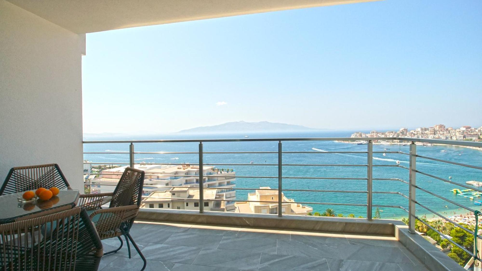 Blue Eye Apartment Sarandë Exterior foto